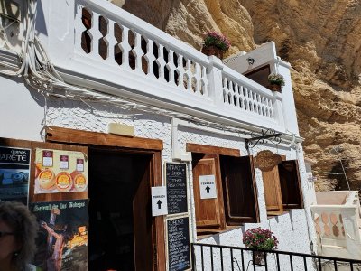 Setenil de las Bodegas