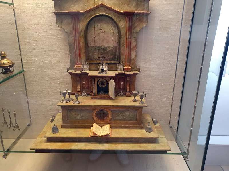 Neuburg a. d. Donau - Schloss Innen