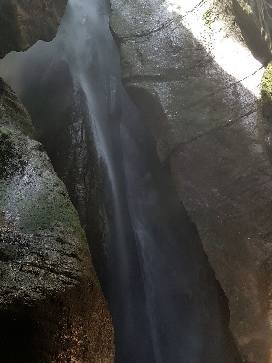 Parco-Grotta-Cascata-Varone_7.jpg